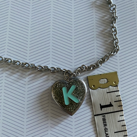 “K” Initial Heart Locket Bracelet (BRAND NEW WITHOUT TAGS) - Picture 6 of 6